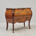 1541 7389 CHEST OF DRAWERS